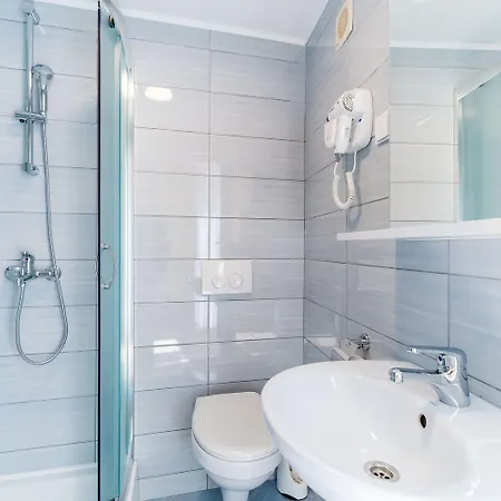 Katja & Lara Πανσιόν