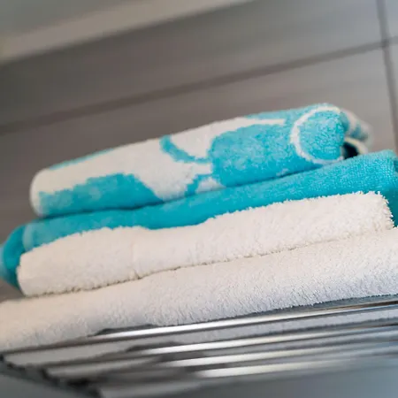 Katja & Lara Πανσιόν 3*