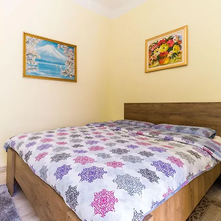 Katja & Lara 3* Ντουμπρόβνικ