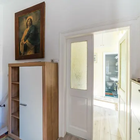 Katja & Lara Πανσιόν Ντουμπρόβνικ