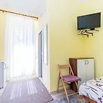 Katja & Lara Gostinjska kuća 3*
